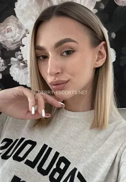 Derry escorts Jennifer — 6