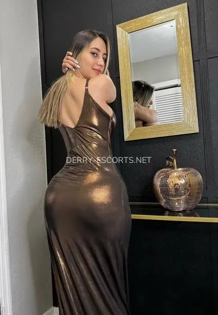 Derry escorts Selena — 7