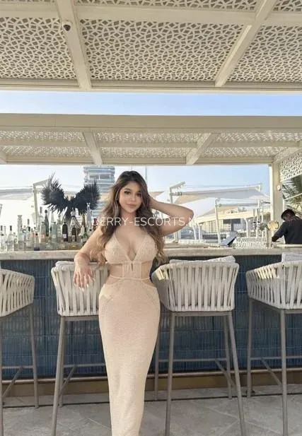 Derry escorts Erika — 3