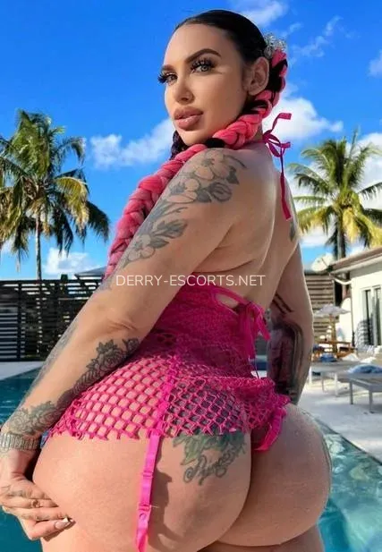 Derry escorts Amber — 7