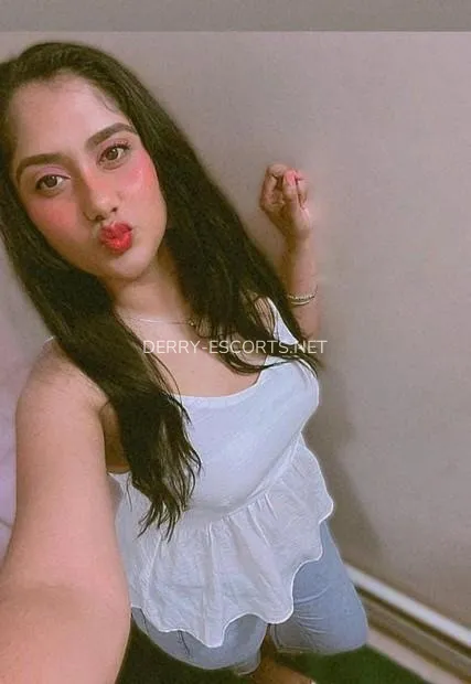 Escort djevojka Nieves - Derry