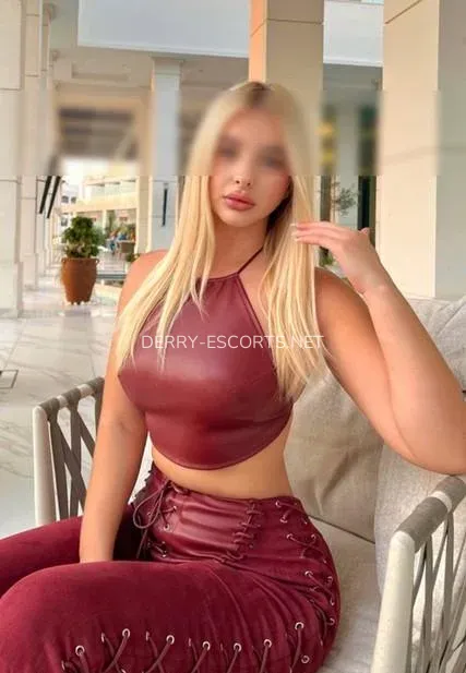 Derry escorts Åsa — 7