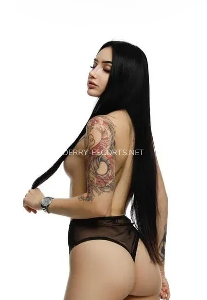 Derry escorts Reagan — 4