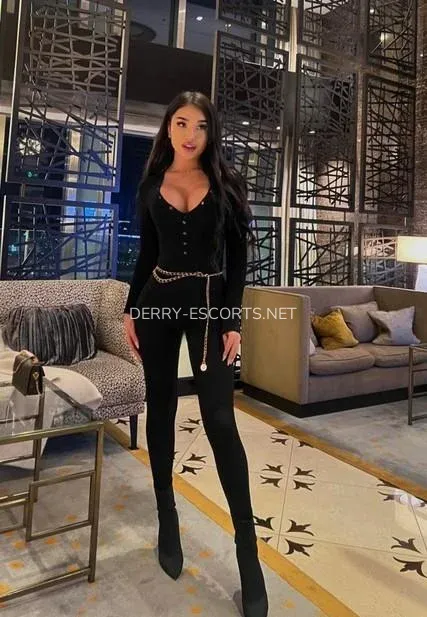 Derry escorts Åsa — 9