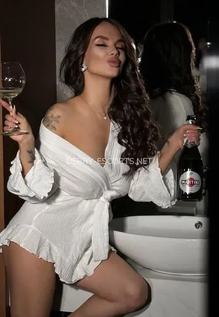 Derry escorts Kristina — 4