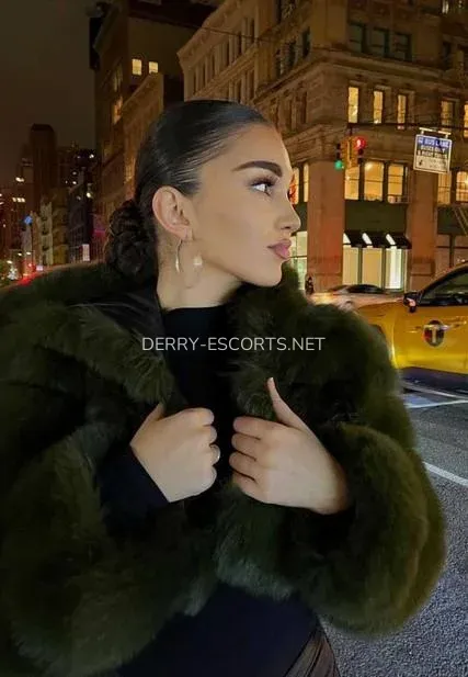 Derry escorts Kristin — 1
