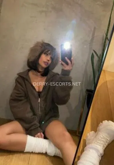 Derry escorts Christina — 1