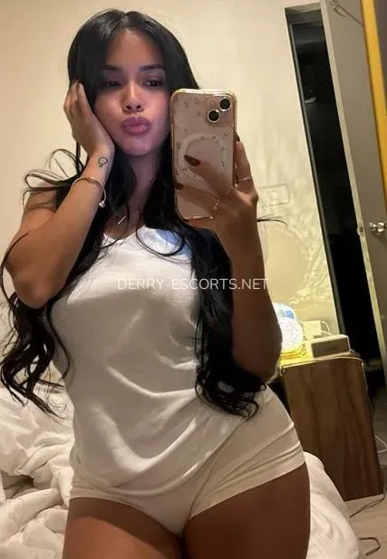 Derry escorts Cheyenne — 1