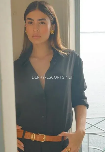 Derry escorts Vanesa — 4