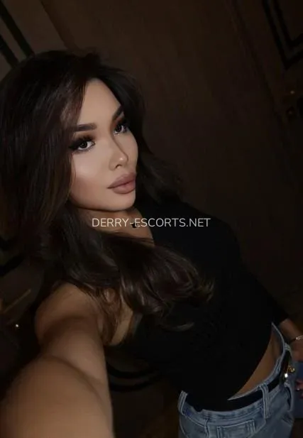 Derry escorts Julianna — 3