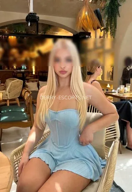 Derry escorts Åsa — 5