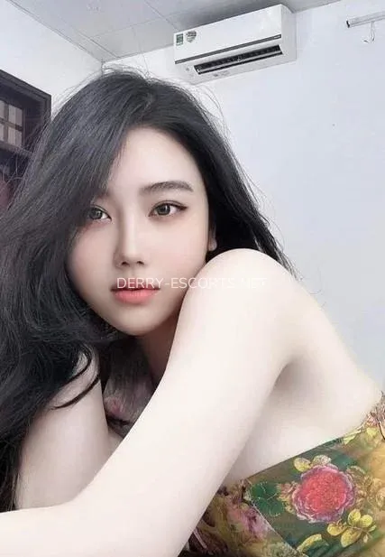 Derry escorts Samantha — 6