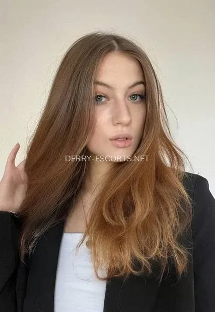Derry escorts Aaliyah — 1