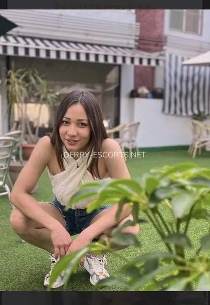 Derry escorts Bella — 2