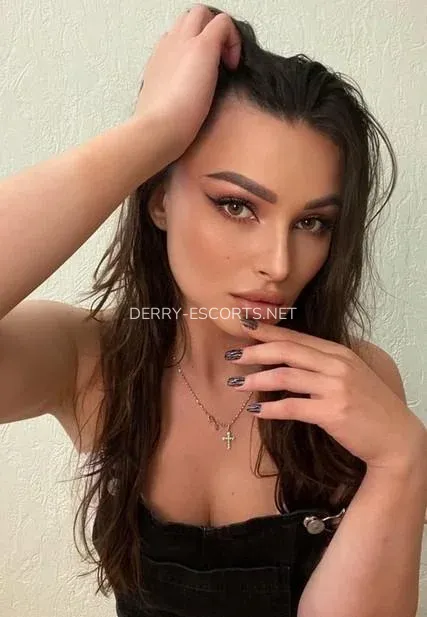 Derry escorts Alejandra — 7