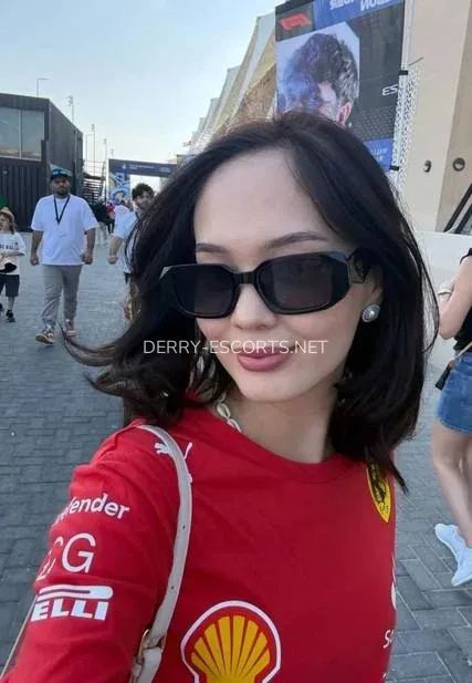 Derry escorts Anna — 1