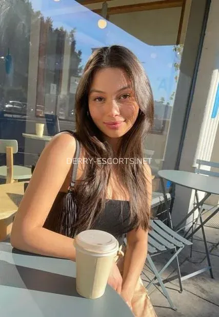 Derry escorts Liliana — 6