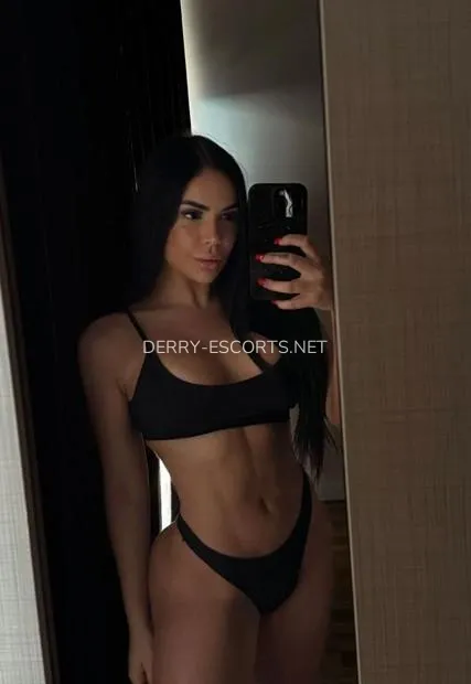 Derry escorts Kristin — 2