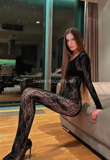 Derry escorts Mikayla — 5