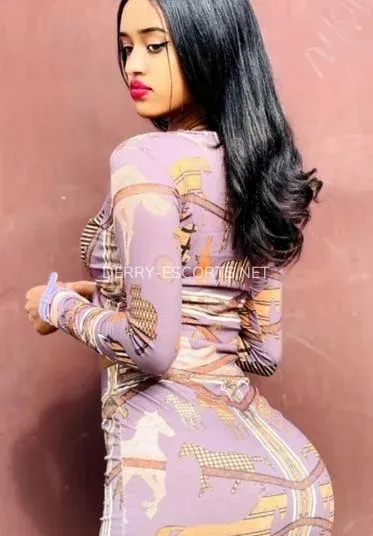 Derry escorts Siv — 4