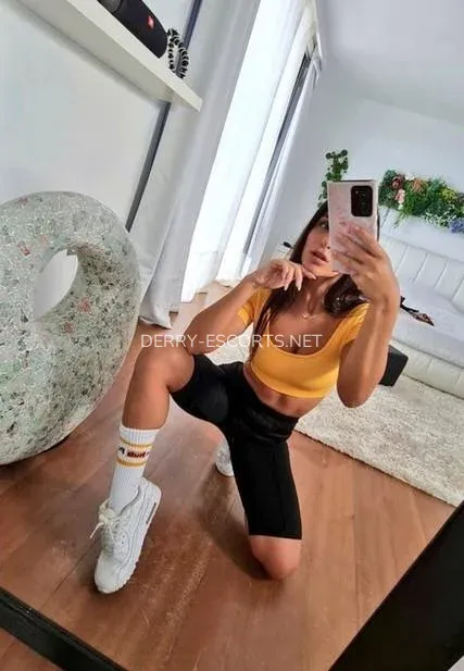 Derry escorts Erika — 3
