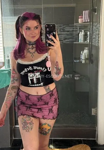 Derry escorts Amanda — 1