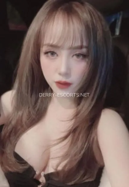 Derry escorts Miranda — 2
