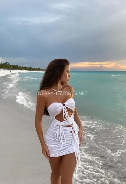 Derry escorts Kelsey — 2