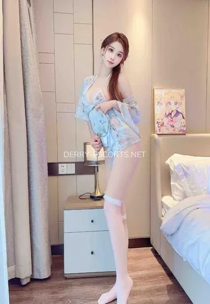 Derry escorts Alexandra — 1