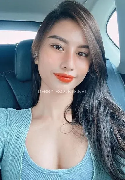 Derry escorts Taylor — 4