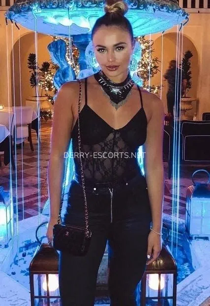 Derry escorts Lena — 2