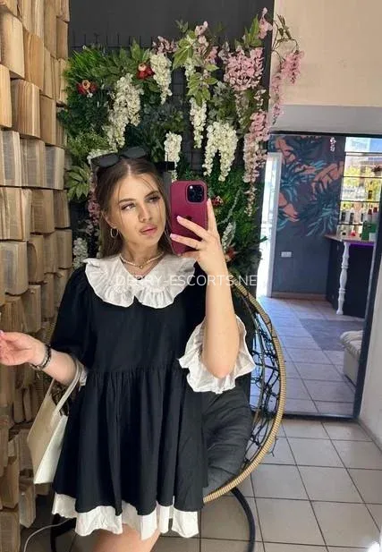 Derry escorts Sara — 5