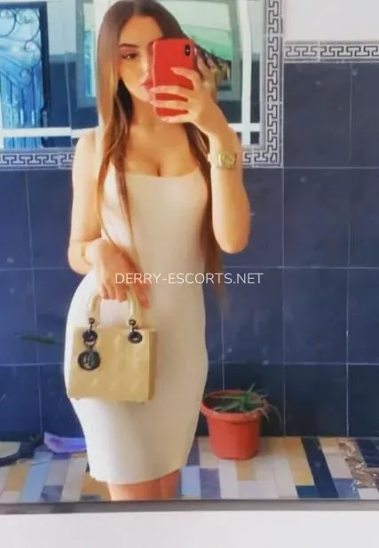 Derry escorts Pia — 5