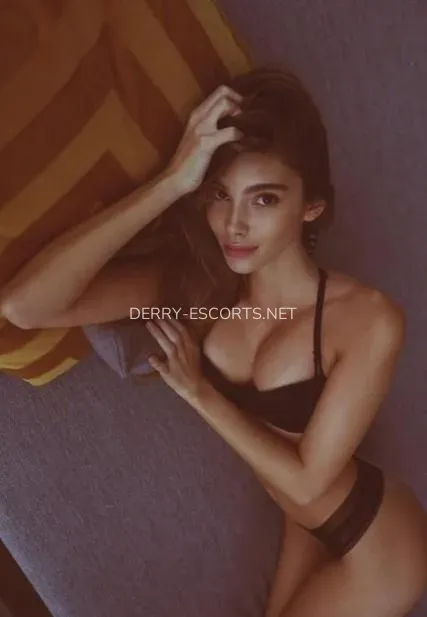 Derry escorts Charlotte — 3