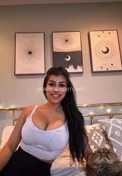 Derry escorts Annika — 5