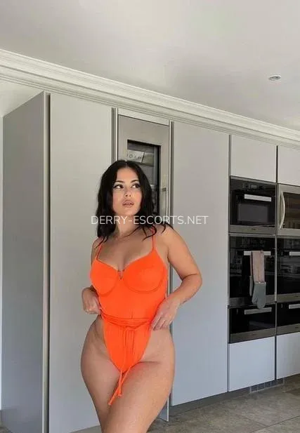 Derry escorts Amalia — 5