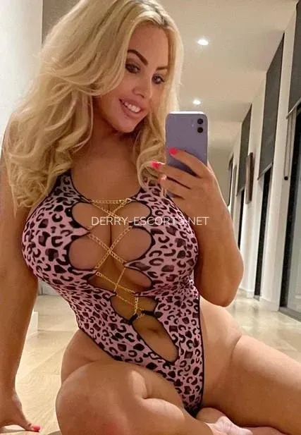 Derry escorts Anna — 9