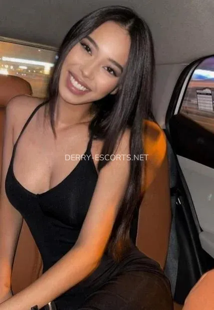 Derry escorts Arianna — 1