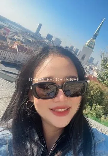 Derry escorts Ingrid — 6