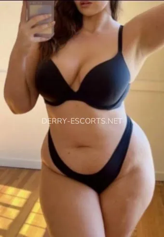 Derry escorts Alice — 2