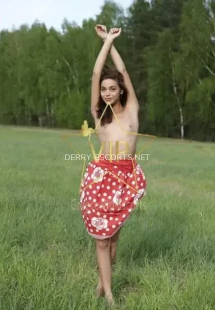 Derry escorts Sophie — 4