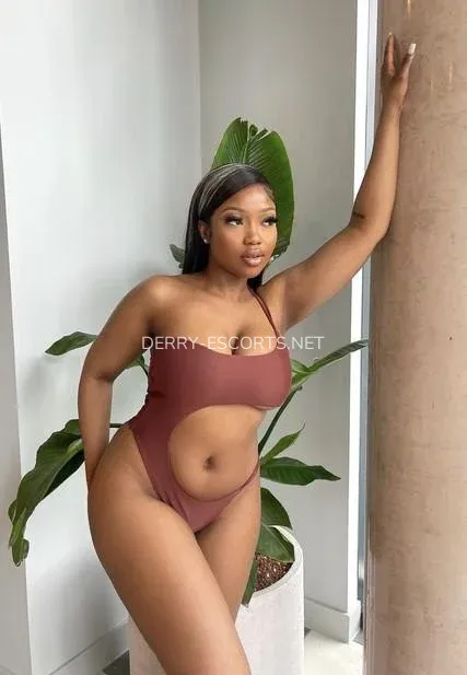 Derry escorts Annabelle — 1