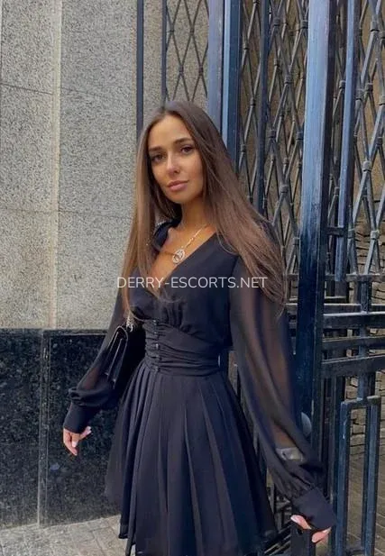 Derry escorts Mona — 4