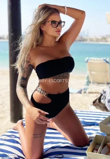 Derry escorts Karin — 4