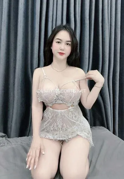 Derry escorts Karolina — 4