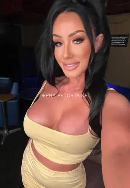 Derry escorts Vanesa — 4