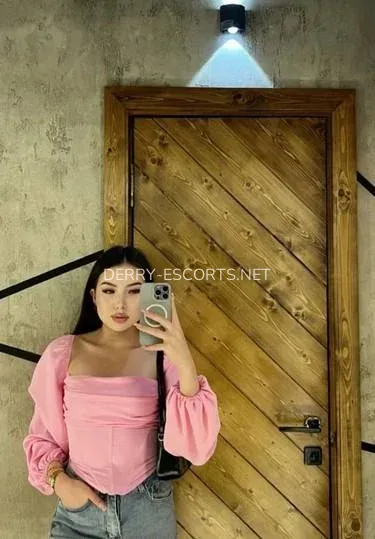 Derry escorts Jenna — 9