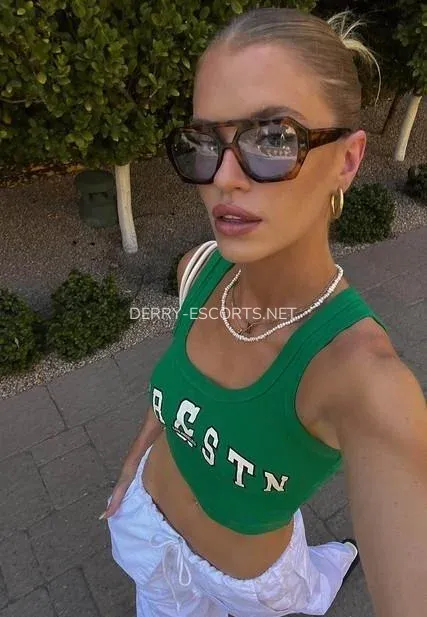 Derry escorts Anette — 1