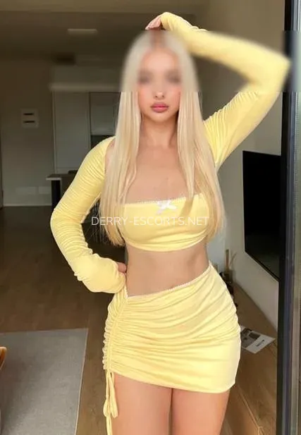 Derry escorts Åsa — 1