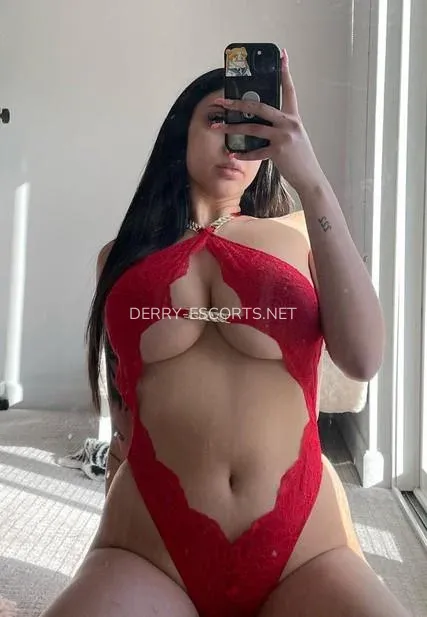 Derry escorts Emma — 3